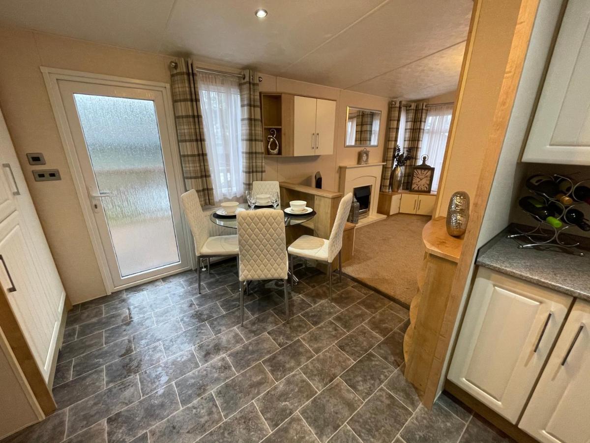 Two Bedroom Caravan At Lilliarsedge Джедбърг Екстериор снимка