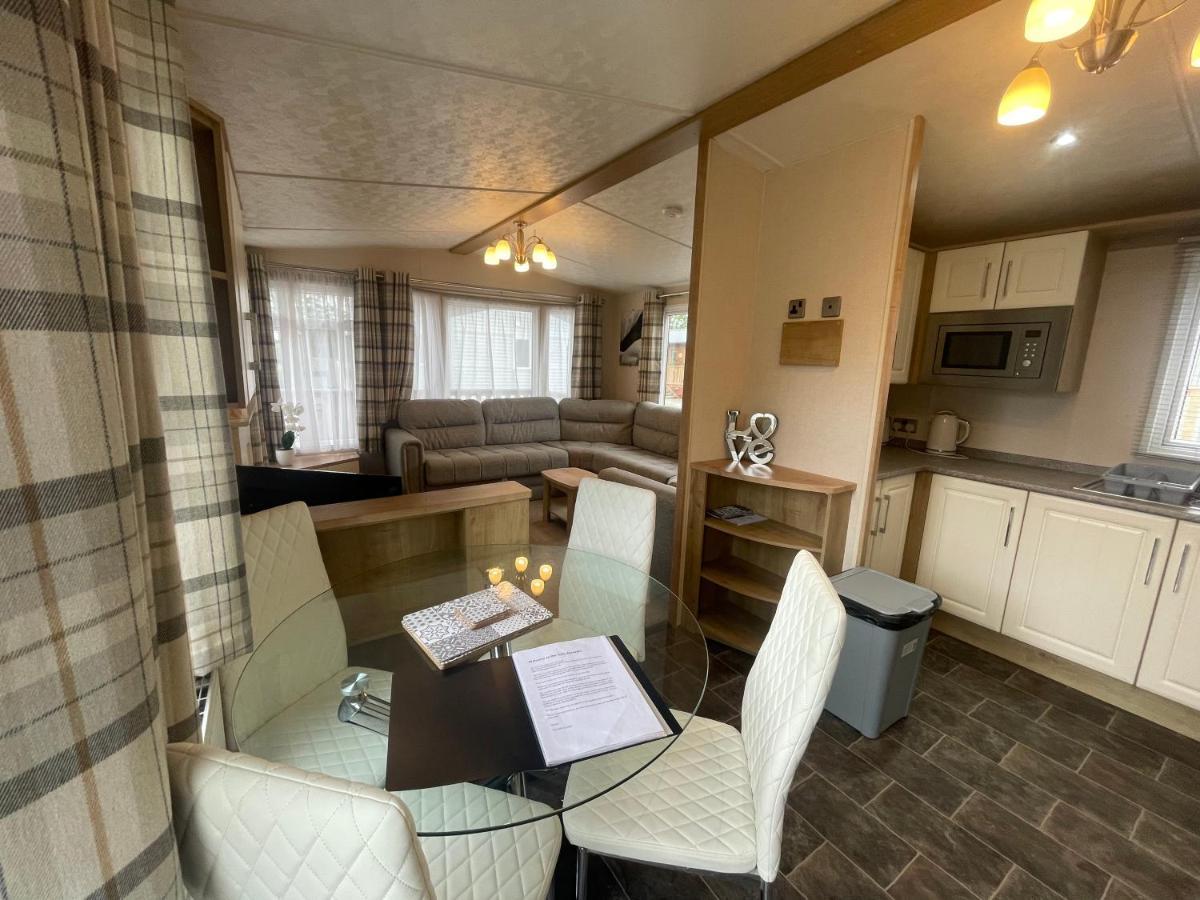 Two Bedroom Caravan At Lilliarsedge Джедбърг Екстериор снимка